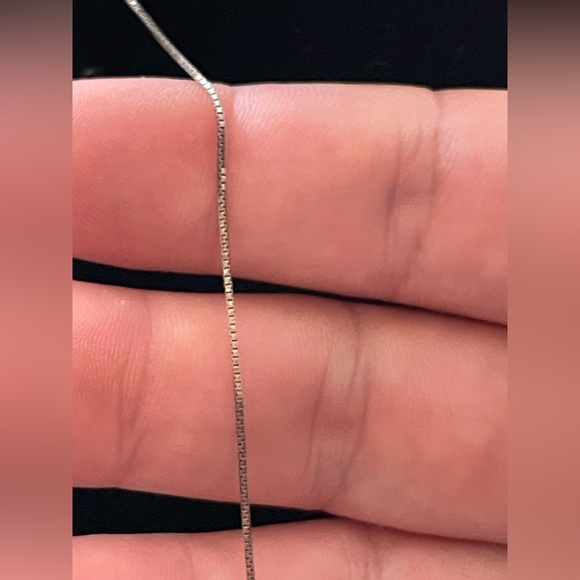 Tocara Lisette Stainless Steel 18" Box Chain Necklace - Picture 2 of 3